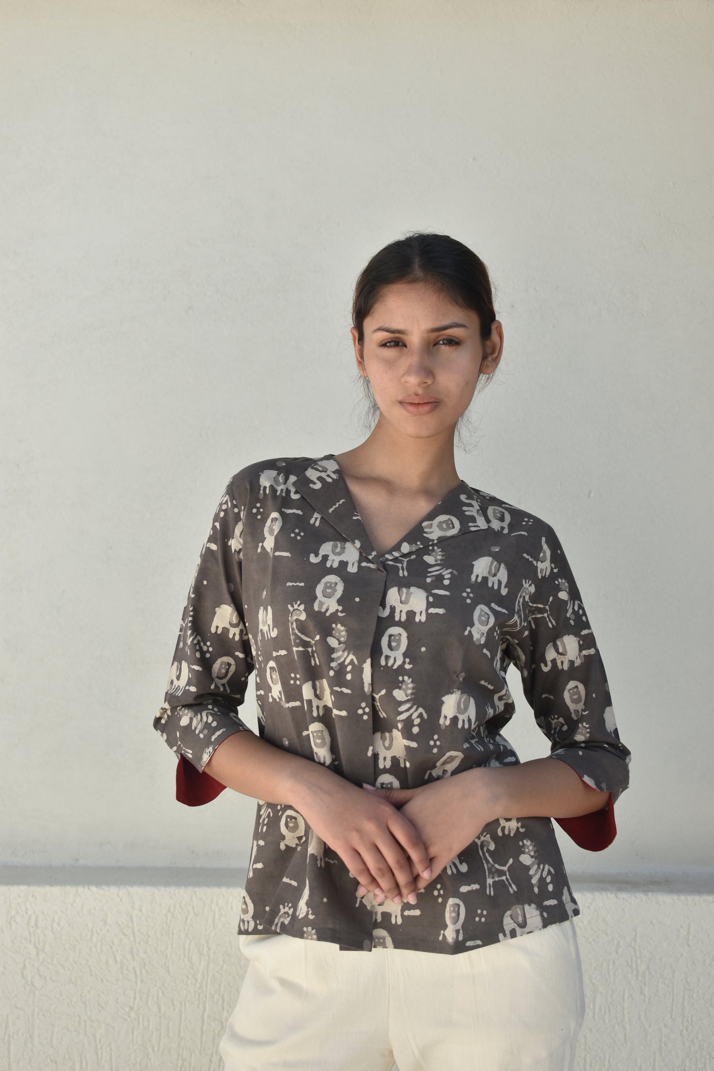 WILD GREY HANDPRINTED TOP