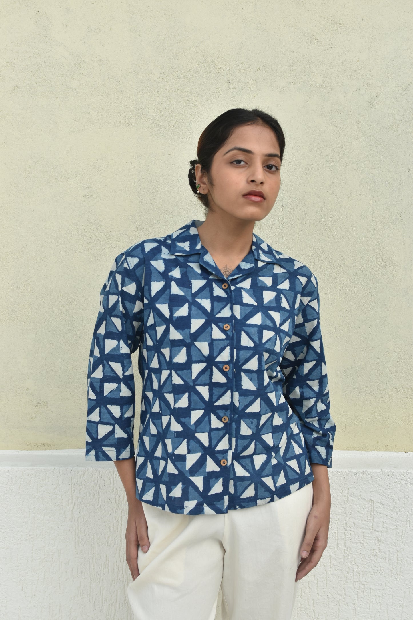 CONCRETE COOL HANDPRINTED SHIRT