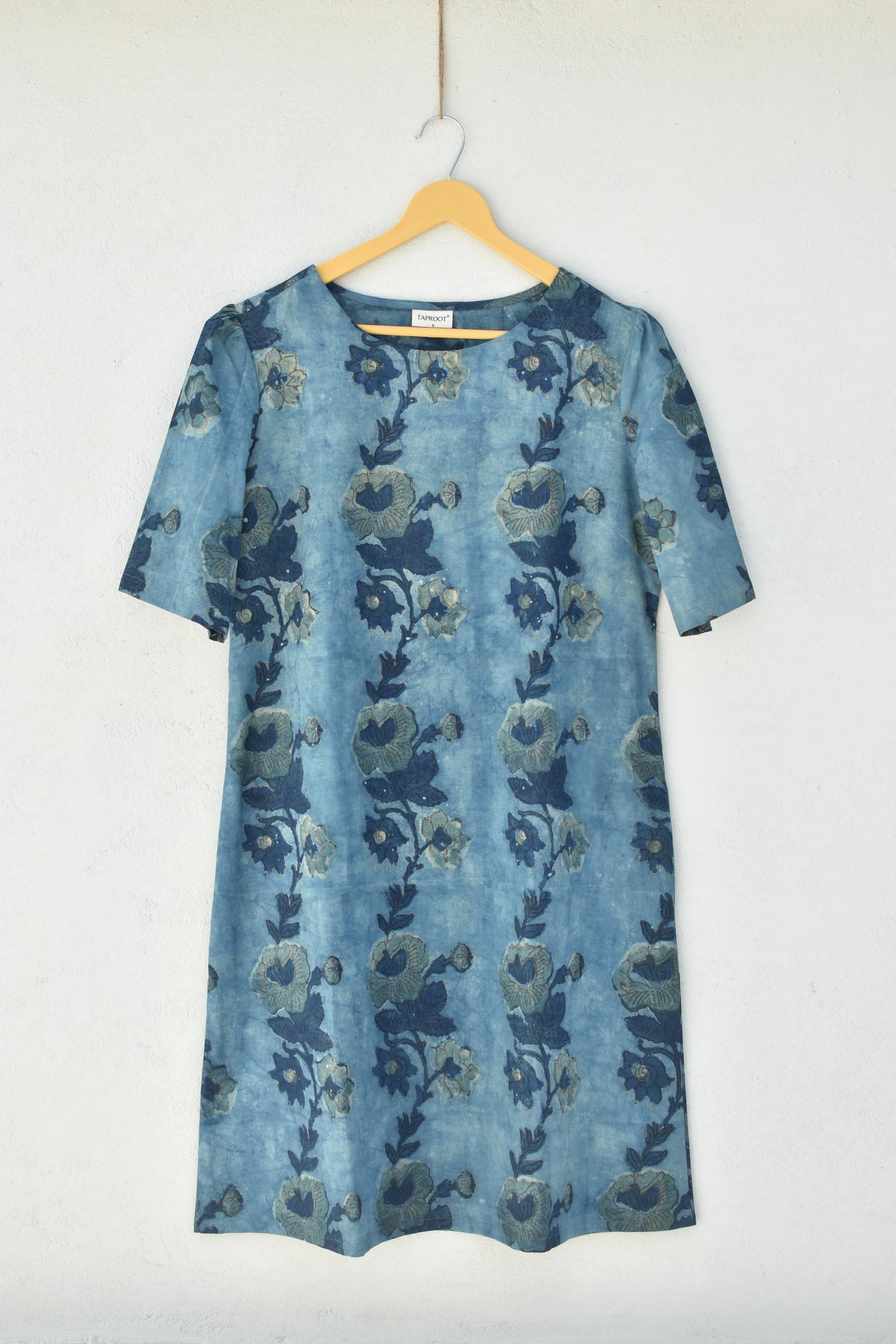 ATLANTIS DAZZLE HANDPRINTED DRESS
