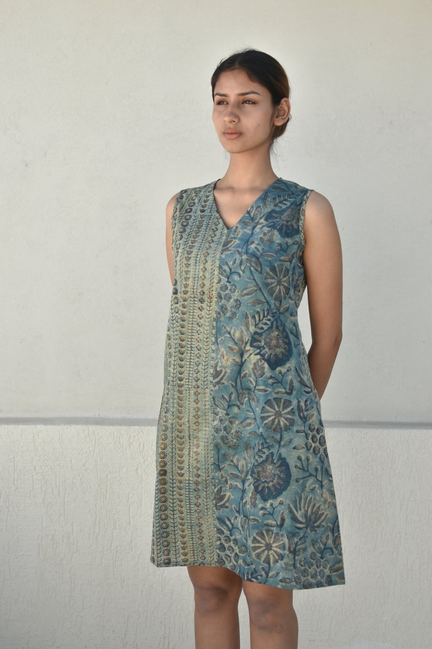 TROPICAL TEAL HANDPRINTED DRESS