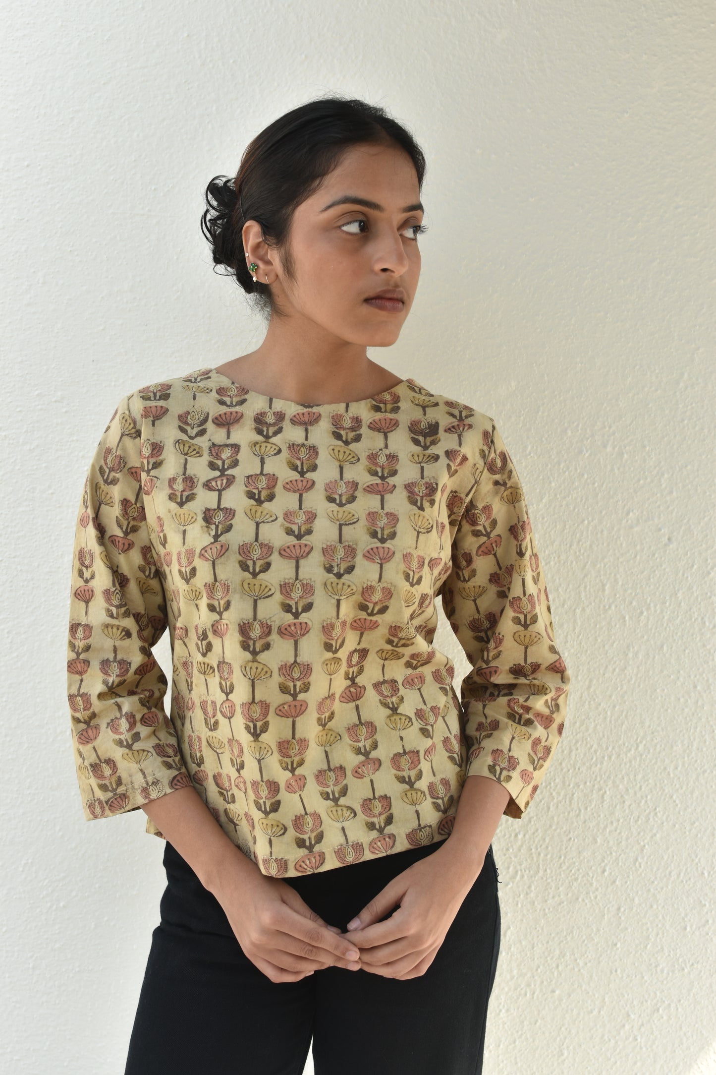 URBAN OASIS HANDPRINTED TOP