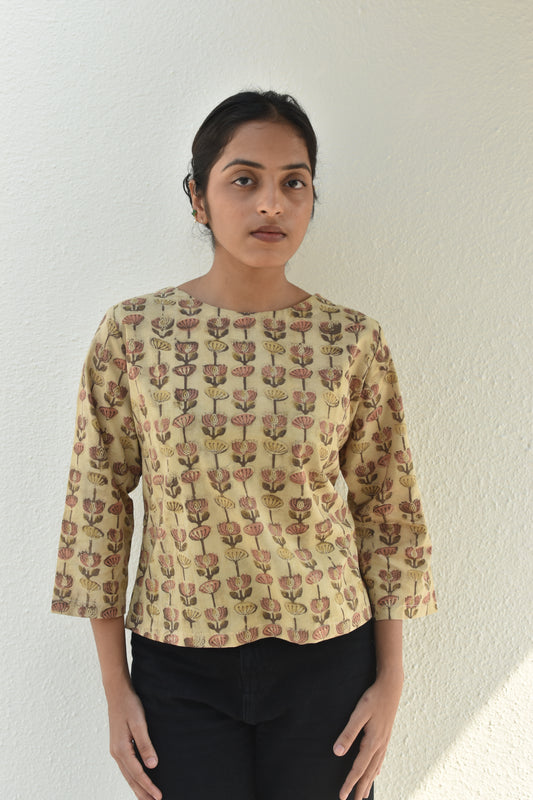 URBAN OASIS HANDPRINTED TOP