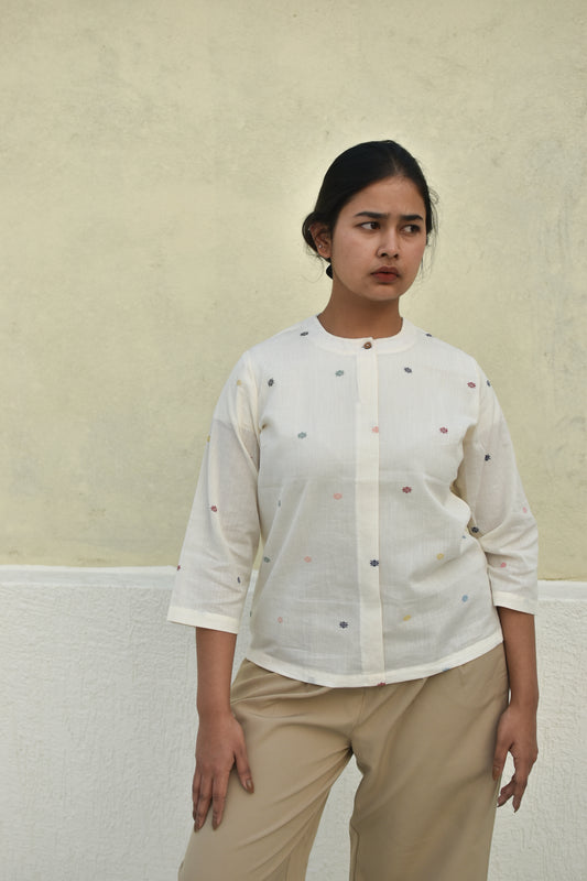 IDYLLIC IVORY HANDWOVEN TOP