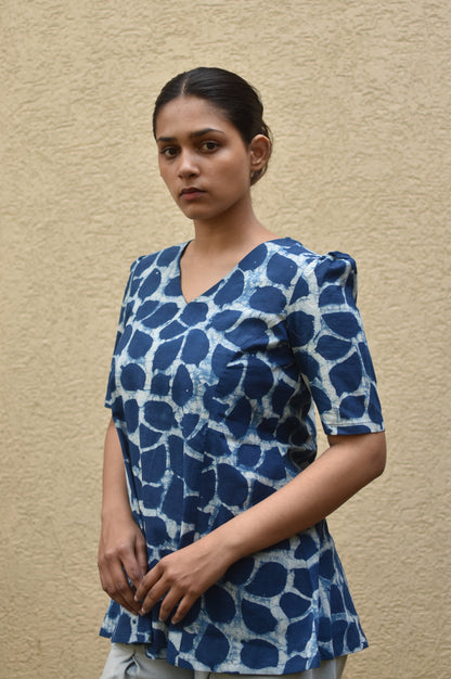 INDIGO OASIS HANDPRINTED TOP