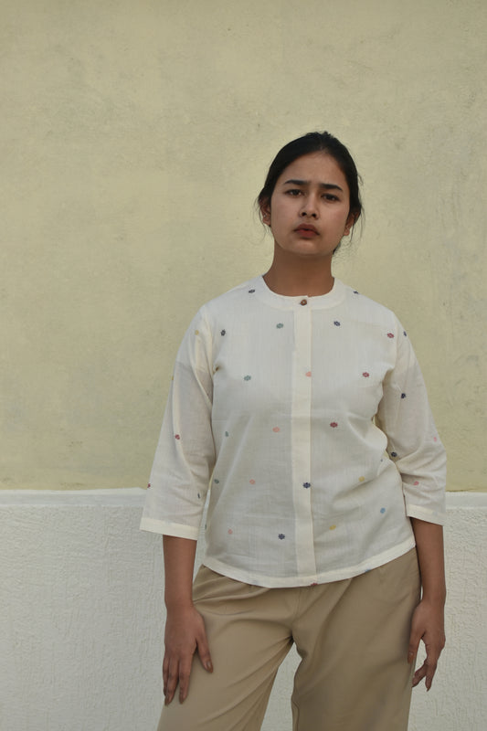 IDYLLIC IVORY HANDWOVEN TOP