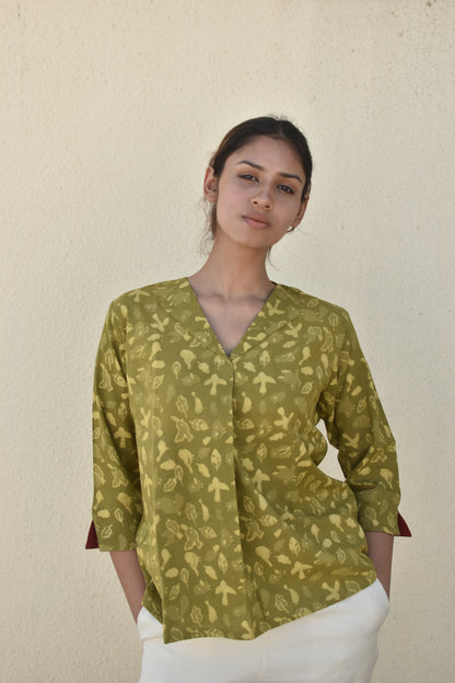 EVERGREEN ELITE HANDPRINTED TOP